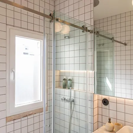 Alvalade 58 - Charming 2 Bedroom With Ac Near The Airport And Center 아파트 *