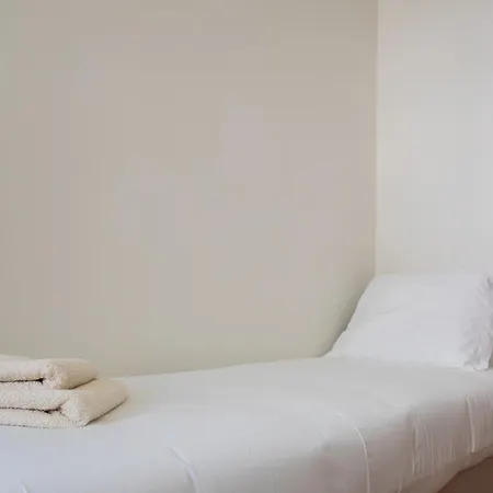 Alvalade 58 - Charming 2 Bedroom With Ac Near The Airport And Center *