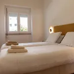 Alvalade 58 - Charming 2 Bedroom With Ac Near The Airport And Center Lägenhet *