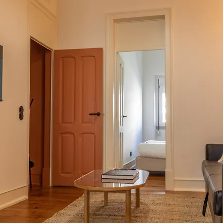 Alvalade 58 - Charming 2 Bedroom With Ac Near The Airport And Center Lägenhet *