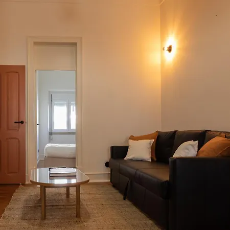 Alvalade 58 - Charming 2 Bedroom With Ac Near The Airport And Center Lägenhet
