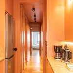 Alvalade 58 - Charming 2 Bedroom With Ac Near The Airport And Center